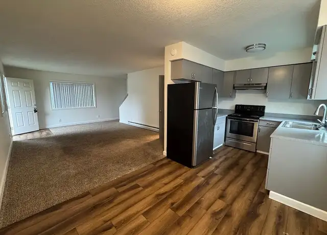 Photo of 1955 33rd Ave, Longview, WA 98632