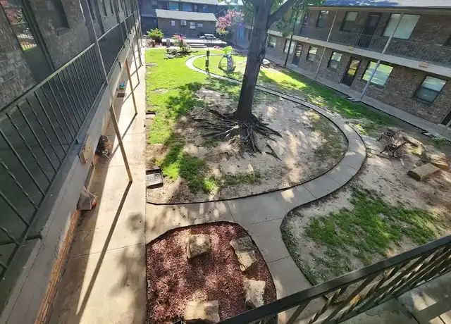 Property at Yale Manor - 917 N Yale Ave, Tulsa, OK, 74115, 1 bed, 1 bath, [object Object]