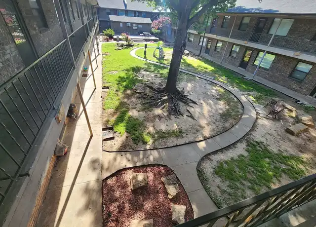 Property at Yale Manor - 917 N Yale Ave, Tulsa, OK, 74115, 1-2 bed, 1 bath, [object Object]