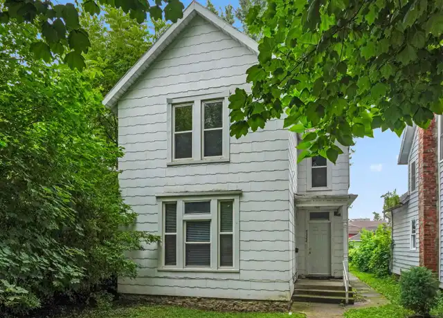 Property at 1322 Stophlet St, Fort Wayne, IN, 46802, 5 beds, 2 baths, [object Object]