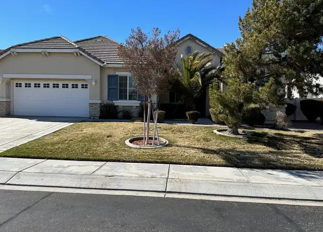 Property at 10818 Toyon Ct, Apple Valley, CA, 92308, 5 beds, 4 baths, [object Object]