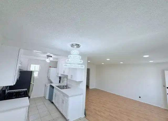Property at 7654 Fountain Ave Unit 01, West Hollywood, CA, 90046, 1 bed, 1 bath, [object Object]