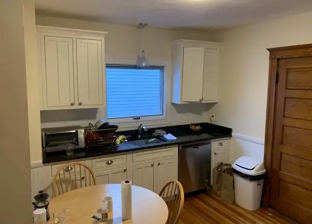 Property at 258 Boston Ave Unit 3, Medford, MA, 02155, 3 beds, 1 bath, [object Object]