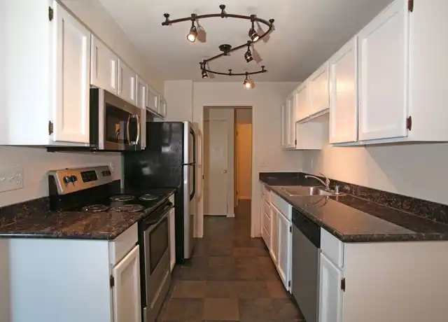 Property at EOS - 5631 California Ave SW, Seattle, WA, 98136, 2 beds, 1 bath, [object Object]