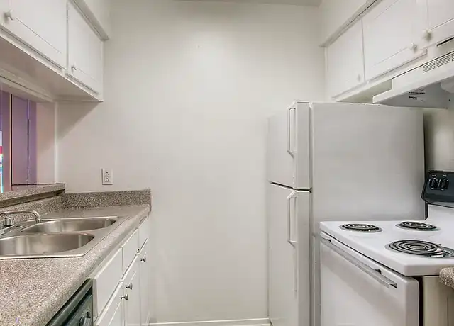 Property at Villa Marina Apartments - 210 The Strand, Galveston, TX, 77550, 1-2 bed, 1-2 bath, [object Object]