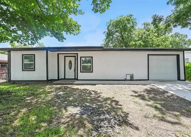 Property at 1012 W Butler St, Fort Worth, TX, 76110, 3 beds, 1 bath, [object Object]