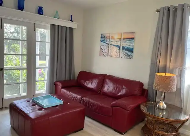 Property at 1901 Hyde Park St, Sarasota, FL, 34239, 1 bed, 1 bath, [object Object]