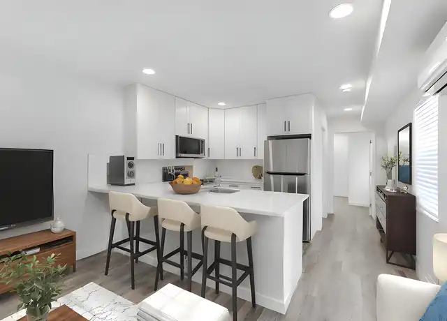 Property at 158 17th Ave SE, Saint Petersburg, FL, 33701, 1 bed, 1 bath, [object Object]