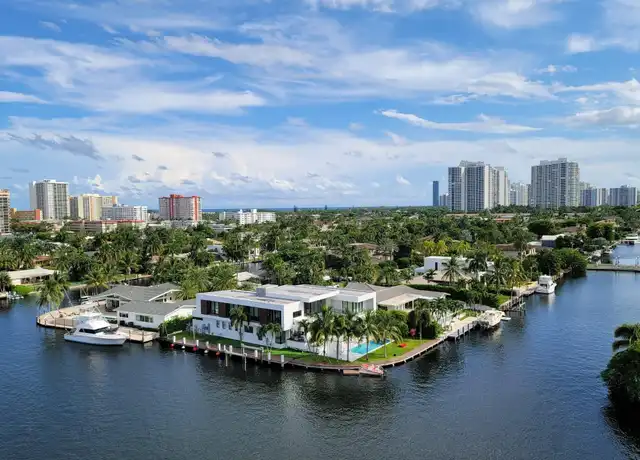 Property at 401 Golden Isles Dr, Hallandale Beach, FL, 33009, 1 bed, 1.5 baths, [object Object]
