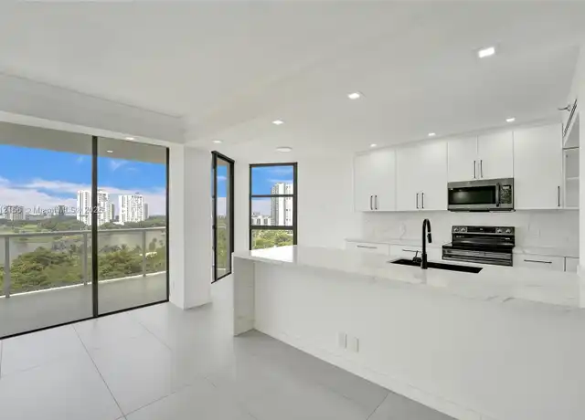 Property at 20281 E Country Club Dr #811, Miami, FL, 33180, 2 beds, 2 baths, [object Object]