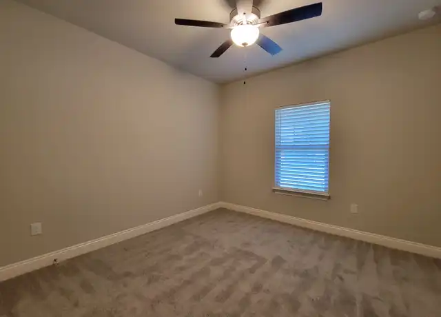 Property at 1829 Anderson Ave, Gulf Breeze, FL, 32563, 3 beds, 2 baths, [object Object]