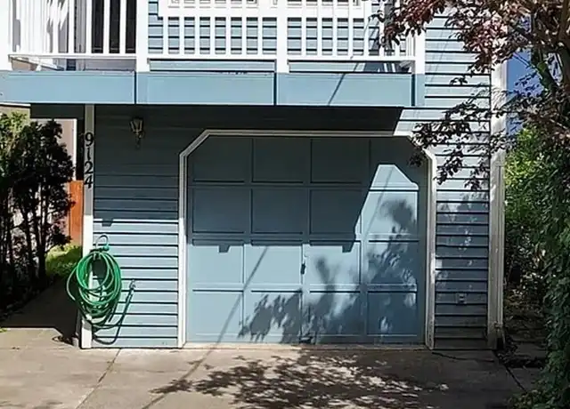 Property at 9124 20th Ave NE, Seattle, WA, 98115, 3 beds, 2 baths, [object Object]