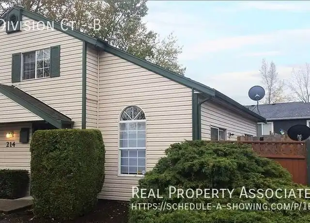 Property at 214 E Division Ct Unit B, Tacoma, WA, 98404, 1 bed, 1 bath, [object Object]