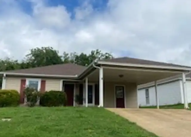 Property at 121 Tomlinson Dr, Starkville, MS, 39759, 3 beds, 3 baths, [object Object]