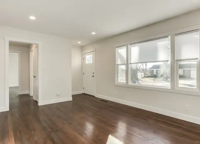 Property at 4732 W 61st Ter, Mission, KS, 66205, 3 beds, 2 baths, [object Object]