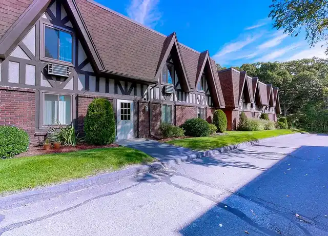 Property at Forest Glen Apartments - 100 Lockhouse Rd, Westfield, MA, 01085, 2 beds, 1 bath, [object Object]