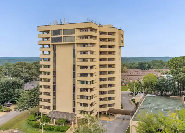 Property at 100 Tower Dr, Daphne, AL, 36526, 2 beds, 2 baths, [object Object]
