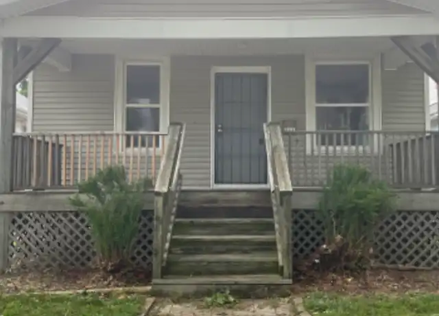 Property at 811 E Republic St, Peoria, IL, 61603, 3 beds, 1 bath, [object Object]
