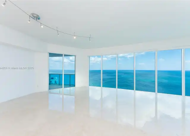 Property at 2711 S Ocean Dr #3302, Hollywood, FL, 33019, 3 beds, 3.5 baths, [object Object]