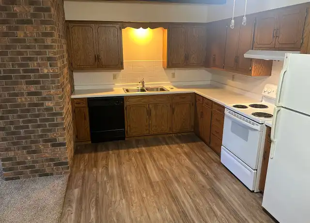 Property at 415 7th St N Apt 15, Sartell, MN, 56377, 2 beds, 1 bath, [object Object]