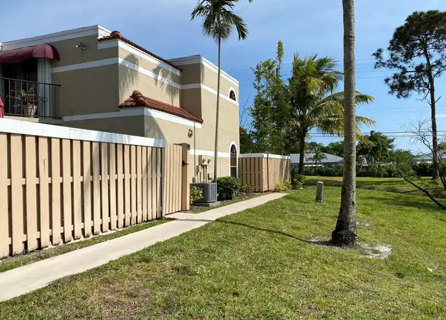 Property at 3770 Village Dr Unit C, Delray Beach, FL, 33445, 3 beds, 3 baths, [object Object]