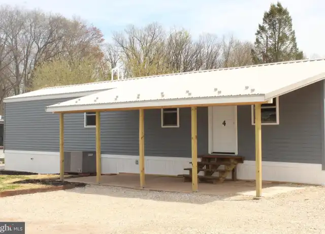 Property at 450 Ridge Rd Unit 4, Etters, PA, 17319, 3 beds, 1 bath, [object Object]
