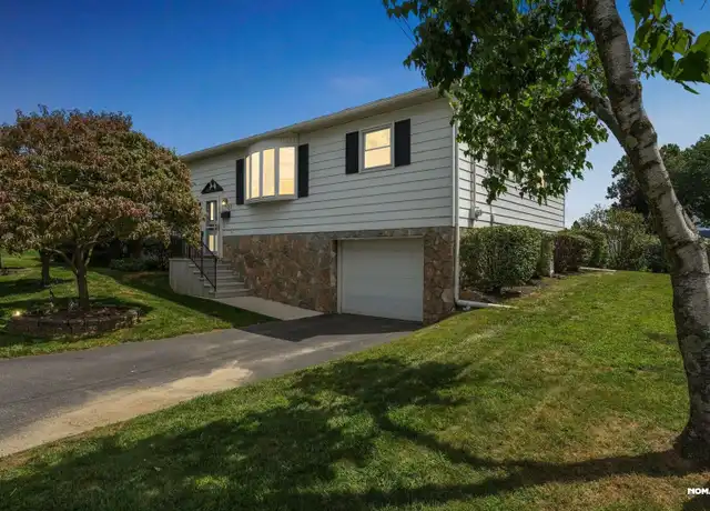 Property at 27 Garden Dr, Wilkes Barre, PA, 18705, 2 beds, 1 bath, [object Object]
