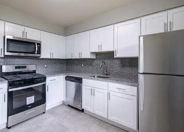 Property at Tanglewood Terrace Apartment Homes - 16 Lenox Ct, Piscataway, NJ, 08854, 1-2 bed, 1 bath, [object Object]