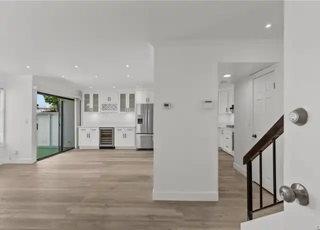 Property at 10500 Sunland Blvd #4, Sunland, CA, 91040, 2 beds, 2 baths, [object Object]