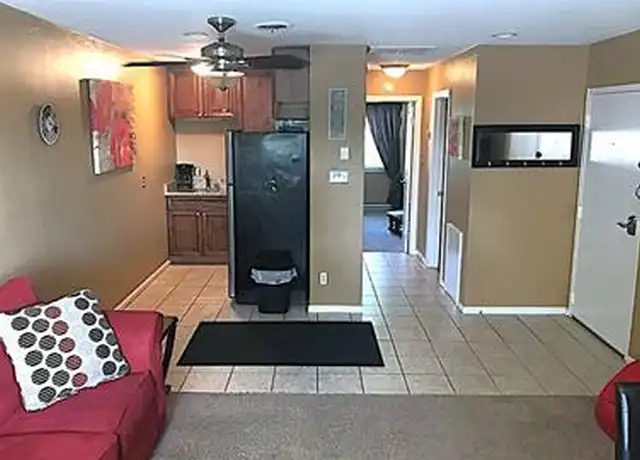 Property at 401 21st St #10, Virginia Beach, VA, 23451, 1 bed, 1 bath, [object Object]