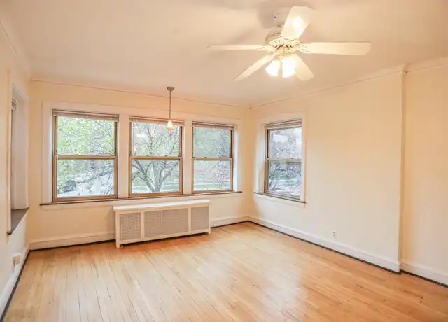 Property at 7703 N Sheridan Rd, Chicago, IL, 60626, 2 beds, 1 bath, [object Object]