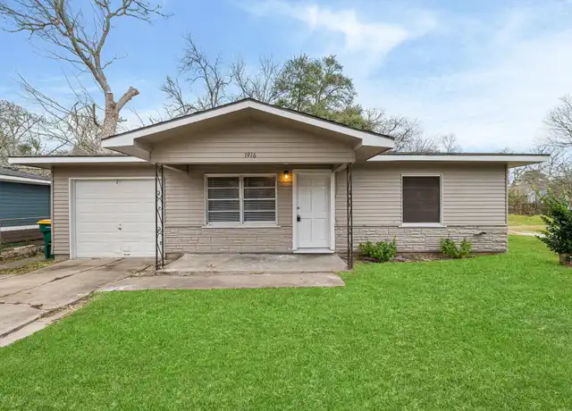 Property at 1916 Main St, La Marque, TX, 77568, 3 beds, 1 bath, [object Object]