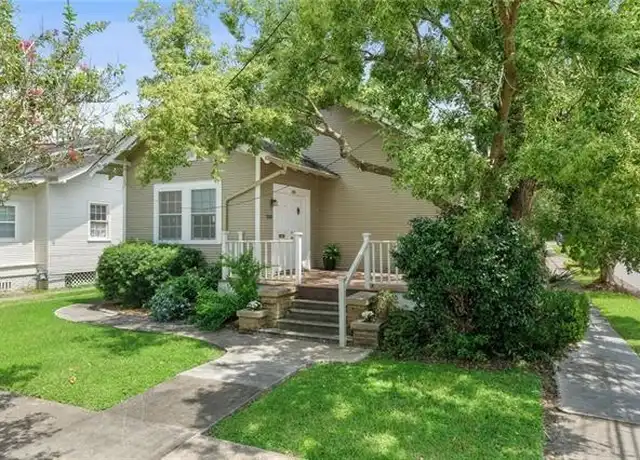 Property at 1801 Pine St, New Orleans, LA, 70118, 2 beds, 1 bath, [object Object]