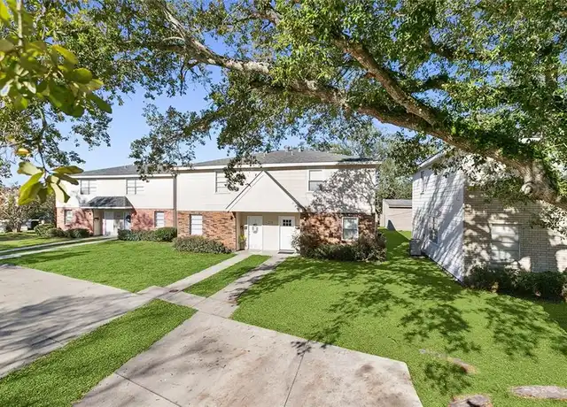 Property at 210 Hunt St Unit A, Belle Chasse, LA, 70037, 3 beds, 1.5 baths, [object Object]