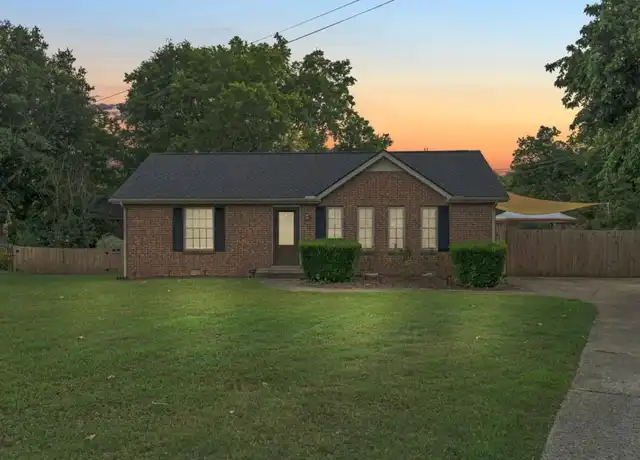 Property at 459 Trina St, Gallatin, TN, 37066, 4 beds, 2 baths, [object Object]
