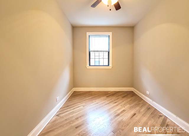 Photo of 896 Green Bay Rd Unit 16, Winnetka, IL 60093