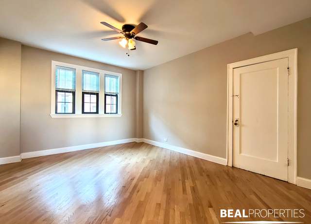 Photo of 896 Green Bay Rd Unit 16, Winnetka, IL 60093
