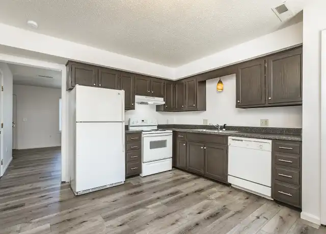 Property at 1205 N Main St Unit 3, Nixa, MO, 65714, 2 beds, 1.5 baths, [object Object]