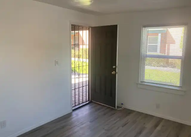 Property at 1000 E Water St Unit 2, Tucson, AZ, 85719, 1 bed, 1 bath, [object Object]