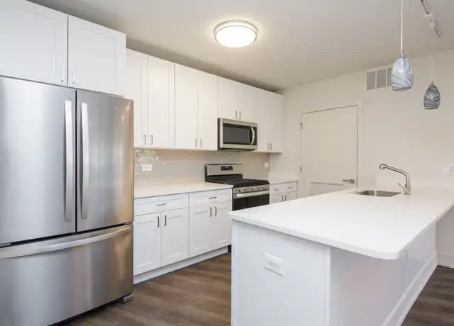 Property at 1212 Vine Ave Unit 3G, Park Ridge, IL, 60068, 2 beds, 2 baths, [object Object]
