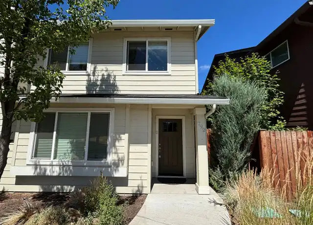 Property at 792 NE Copperleaf Loop Unit 2, Bend, OR, 97701, 2 beds, 2.5 baths, [object Object]