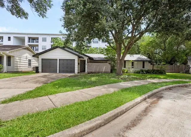 Property at 5422 Lincrest Ln, Houston, TX, 77056, 3 beds, 2 baths, [object Object]