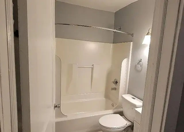 Photo of 690 Durant Pl NE, Atlanta, GA 30308