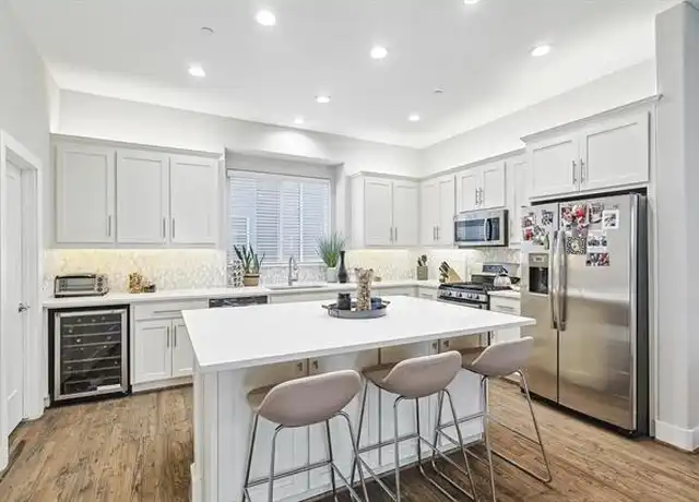 Property at 4910 Live Oak St #2, Dallas, TX, 75206, 2 beds, 2.5 baths, [object Object]