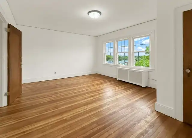 Property at 217 Forest St Unit 2, Belleville, NJ, 07109, 1 bed, 1 bath, [object Object]