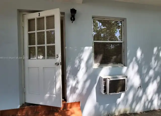 Property at 698 NE 85th St Unit 3-3, Miami, FL, 33138, 1 bed, 1 bath, [object Object]