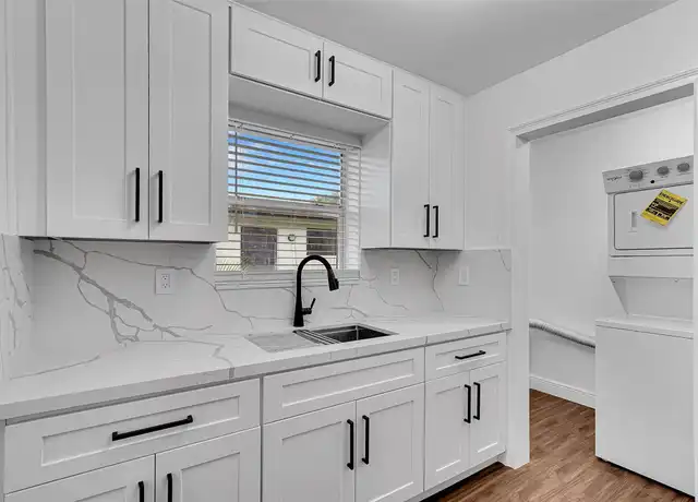Property at 420 SW 27th Ter, Fort Lauderdale, FL, 33312, 2 beds, 1 bath, [object Object]