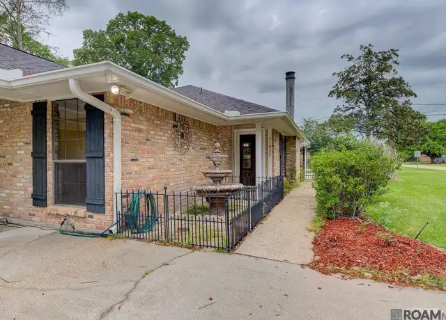 Property at 11825 Spring Meadow Dr, Baton Rouge, LA, 70818, 3 beds, 2 baths, [object Object]