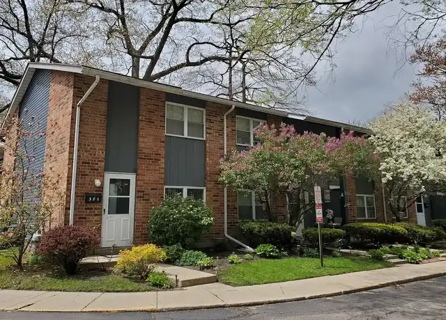 Property at Pin Oak Manor Apartments - 121 Pin Oak Dr S, Mishawaka, IN, 46545, 1 bed, 1 bath, [object Object]