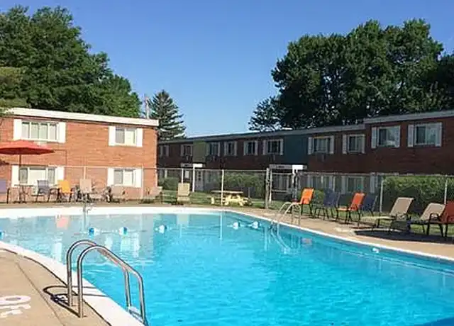 Property at Holland Gardens Apartments - 13308 Starlite Dr, Brook Park, OH, 44142, 1 bed, 1 bath, [object Object]